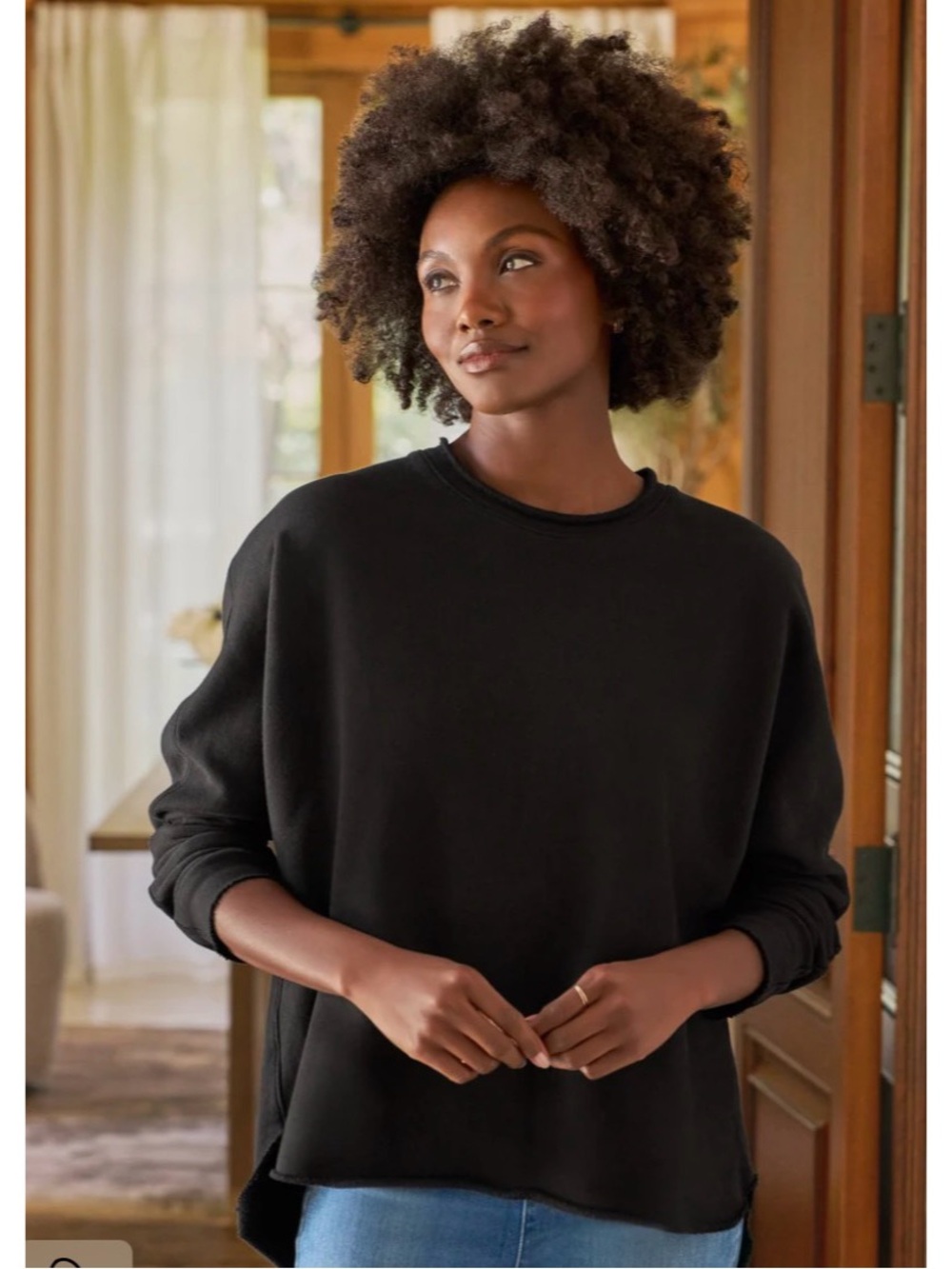 Black Women's Crewneck Sweater - Classic Casual Pullover